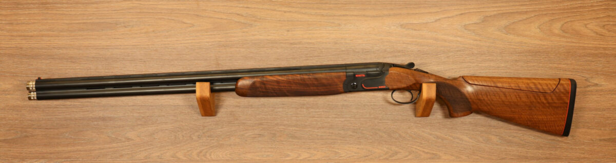 690 Sporting Black