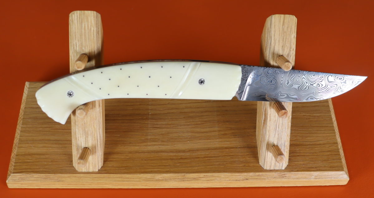 Couteau INUIT gris lame damas
