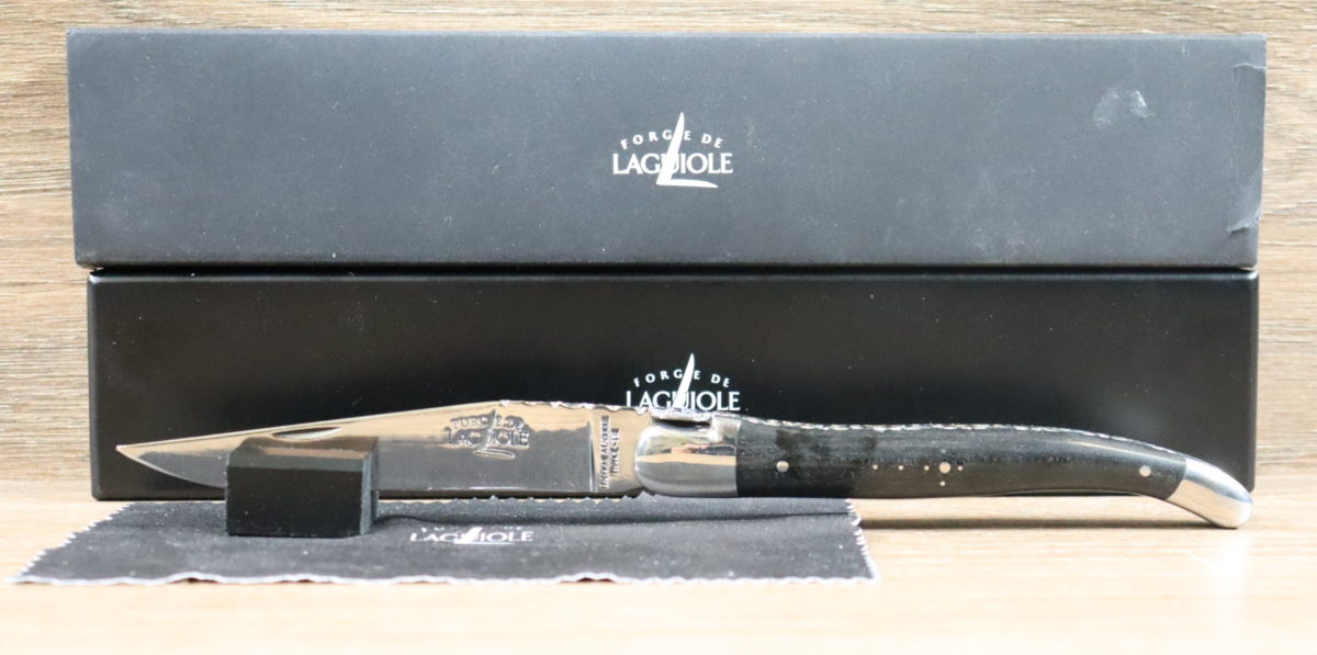 Couteau « protestant » avec la Croix Huguenote, exclusivité ANL. Ebène - double plat - 12cm