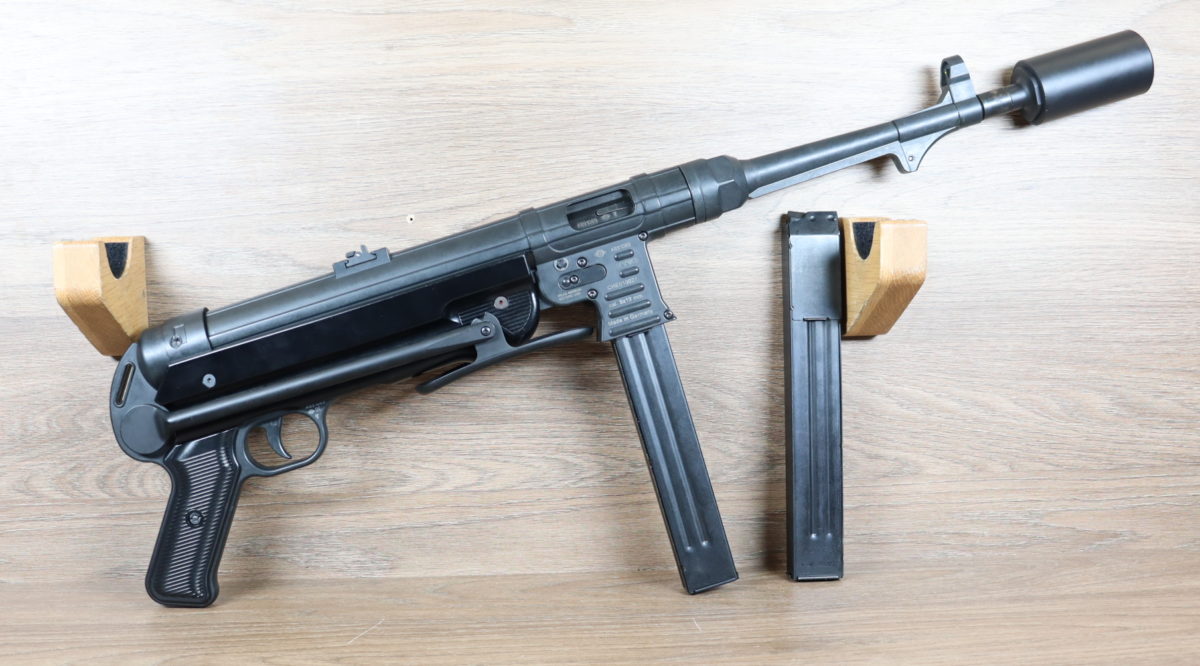 MP40  + Silencieux SL4iSMG
