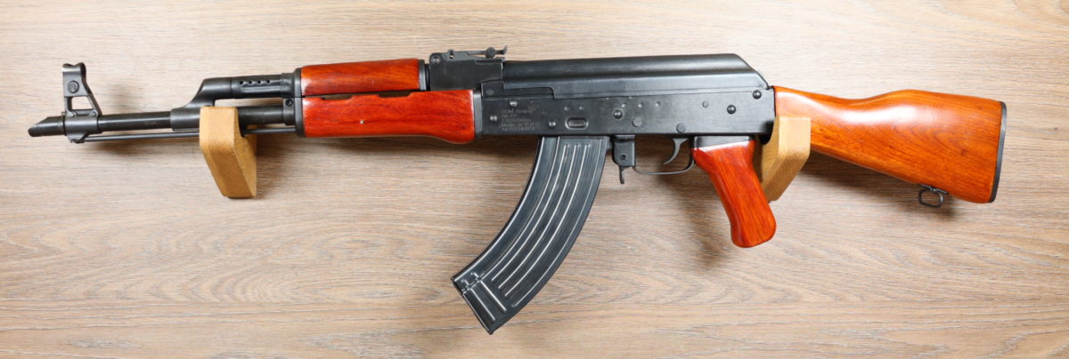AKM 47 S Bois