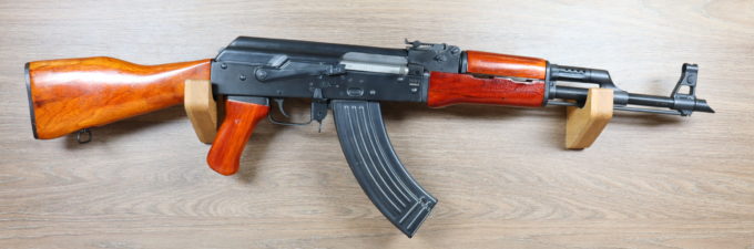 AKM 47 S Bois